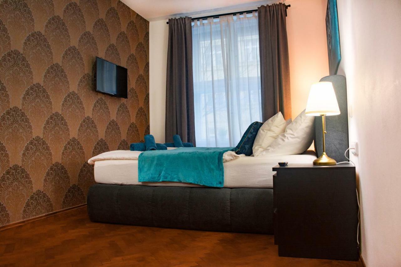 Premyslovska - 2 Bathrooms Apartment *